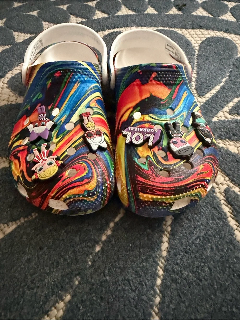 CROCS vibrant swirl